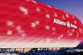 9体育-迷雾巴黎夜，VAR黑洞吞噬凯恩——新规引爆足坛地震